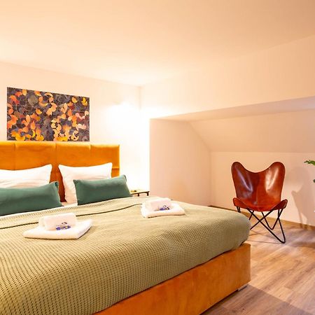 Soulscape Apartments Loft Zwickau Citycenter Mit Tg-Stellplatz, Magenta-Tv Und Klima Esterno foto