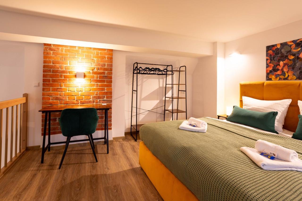 Soulscape Apartments Loft Zwickau Citycenter Mit Tg-Stellplatz, Magenta-Tv Und Klima Esterno foto