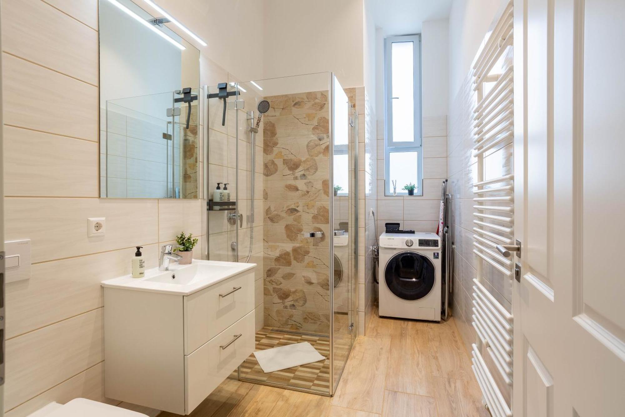 Soulscape Apartments Loft Zwickau Citycenter Mit Tg-Stellplatz, Magenta-Tv Und Klima Esterno foto